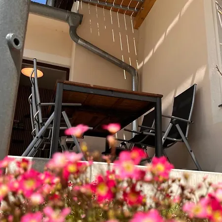Appartement Altstadtglueck - Terrasse, Klimaanlage & Innenhof, 2 Schlafzimmer *